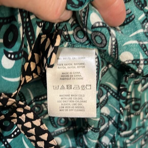 Maeve Anthropologie Roll Tab Long Sleeve Button Up Blouse Size 4 - Picture 5 of 6